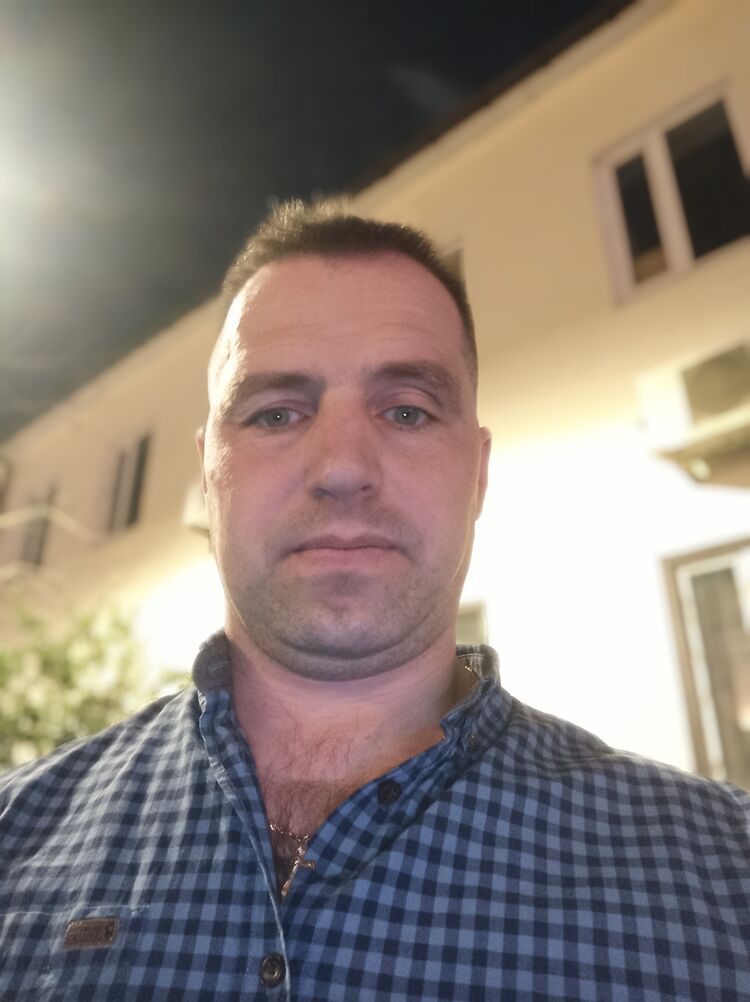  ,   Dima, 44 ,   ,   , c , 