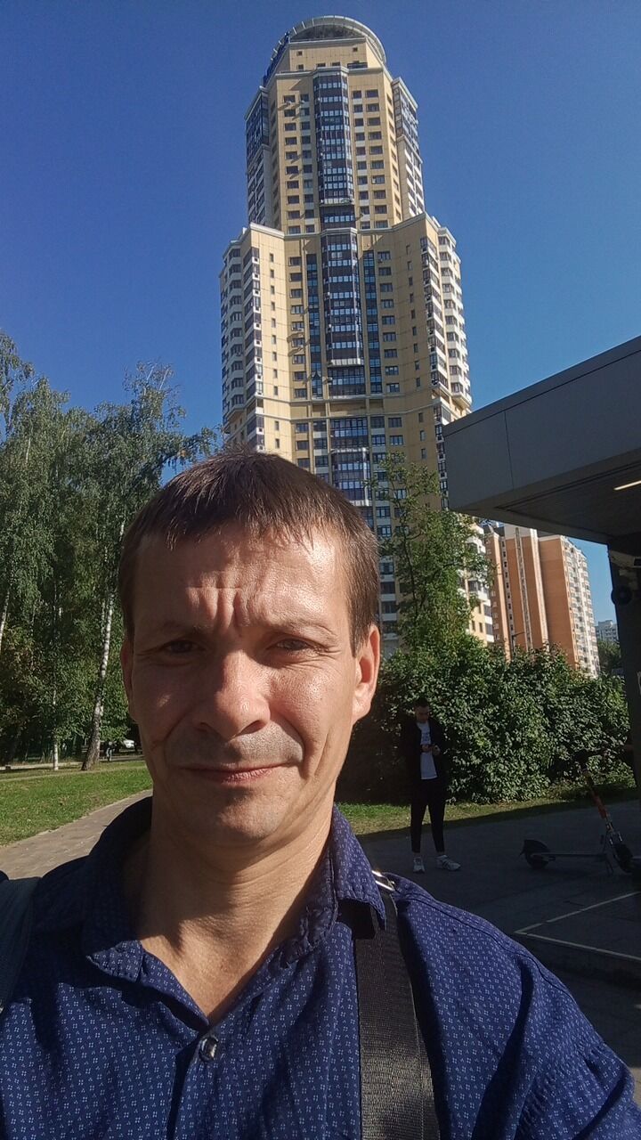  46205604  , 42 ,    