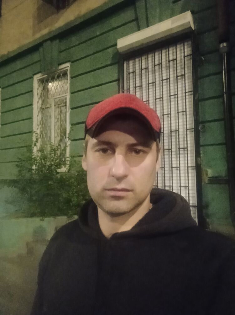  46081564  , 32 ,    