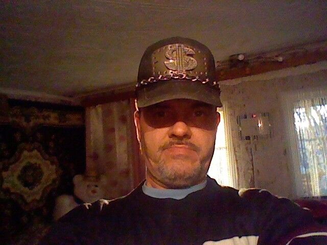  18481574  Andrei Xoros, 51 ,     
