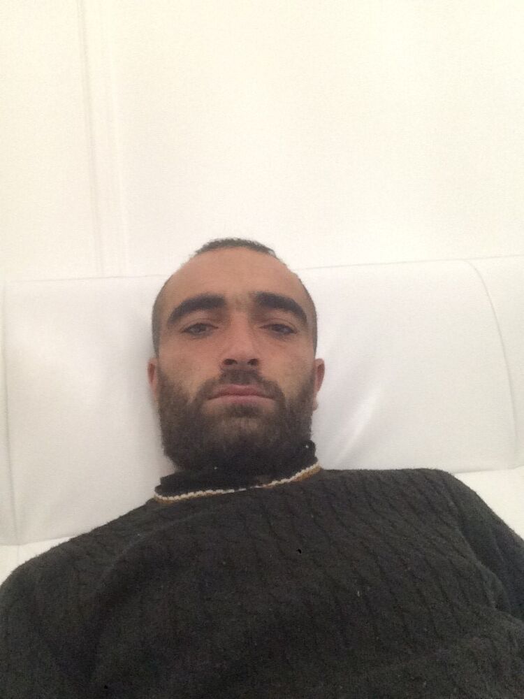  8466734  , 37 ,    