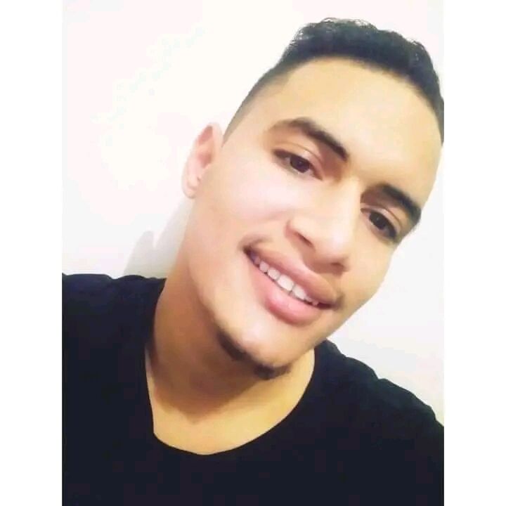  46861284  Faroukejduou, 28 ,    Algiers