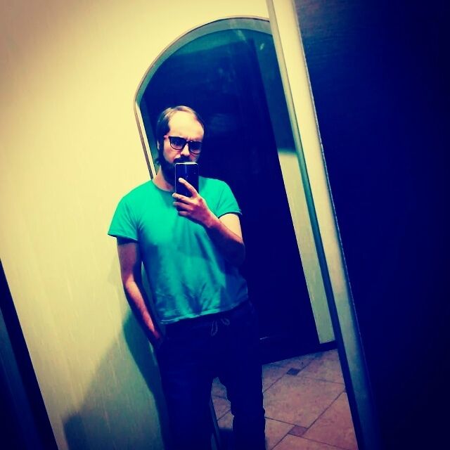  53011104  , 33 ,    