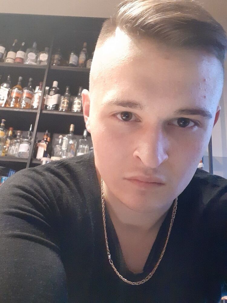  35782054  , 25 ,    