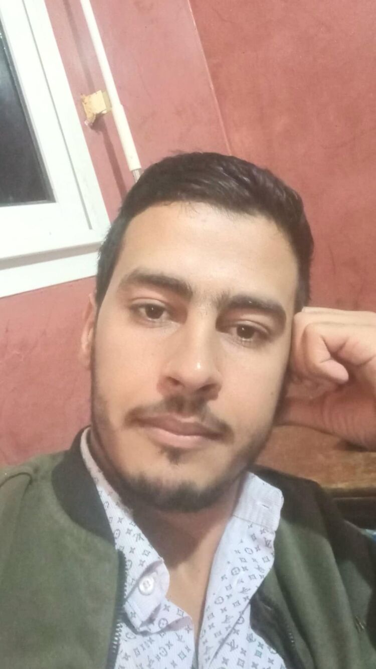  ,   Roberto, 29 ,   ,   