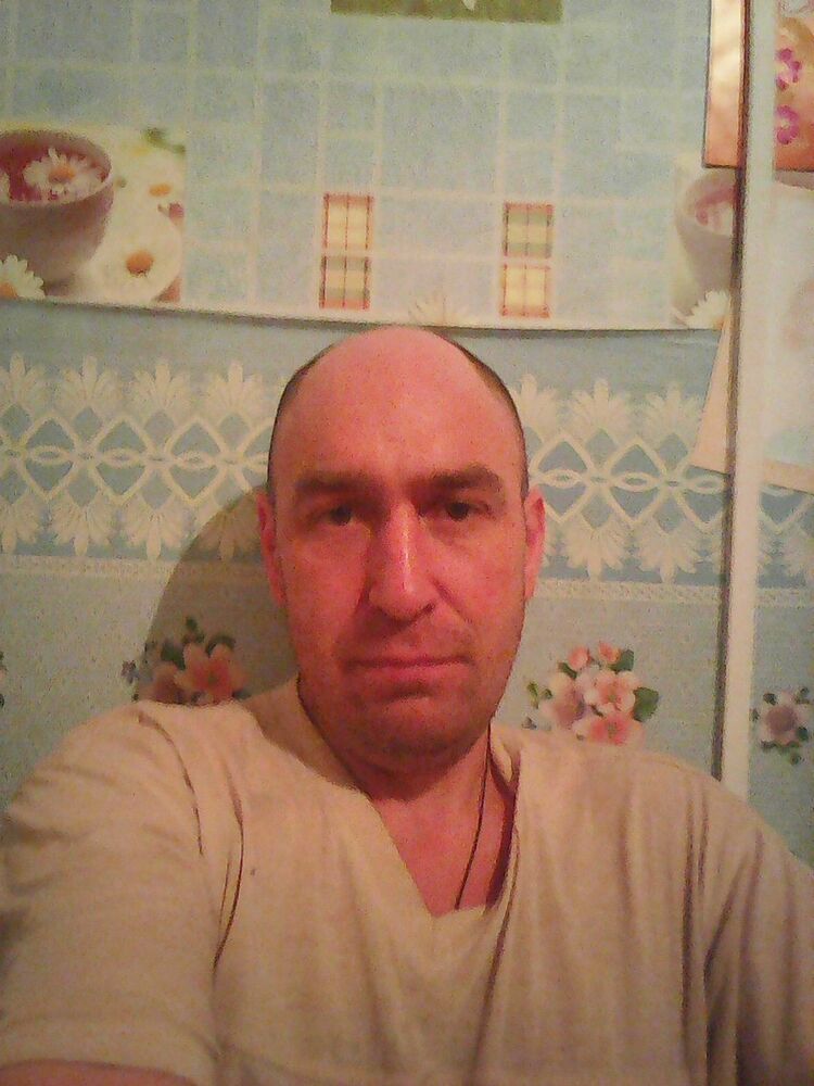  8890244  Xelentano, 47 ,    