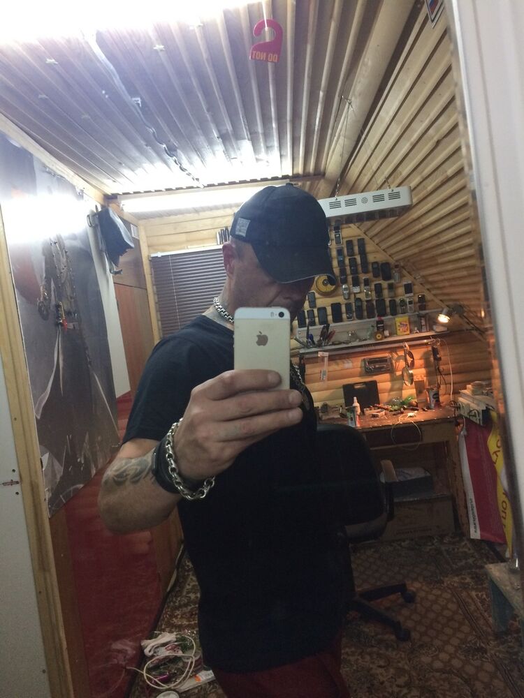  ,   Alexander, 48 ,   