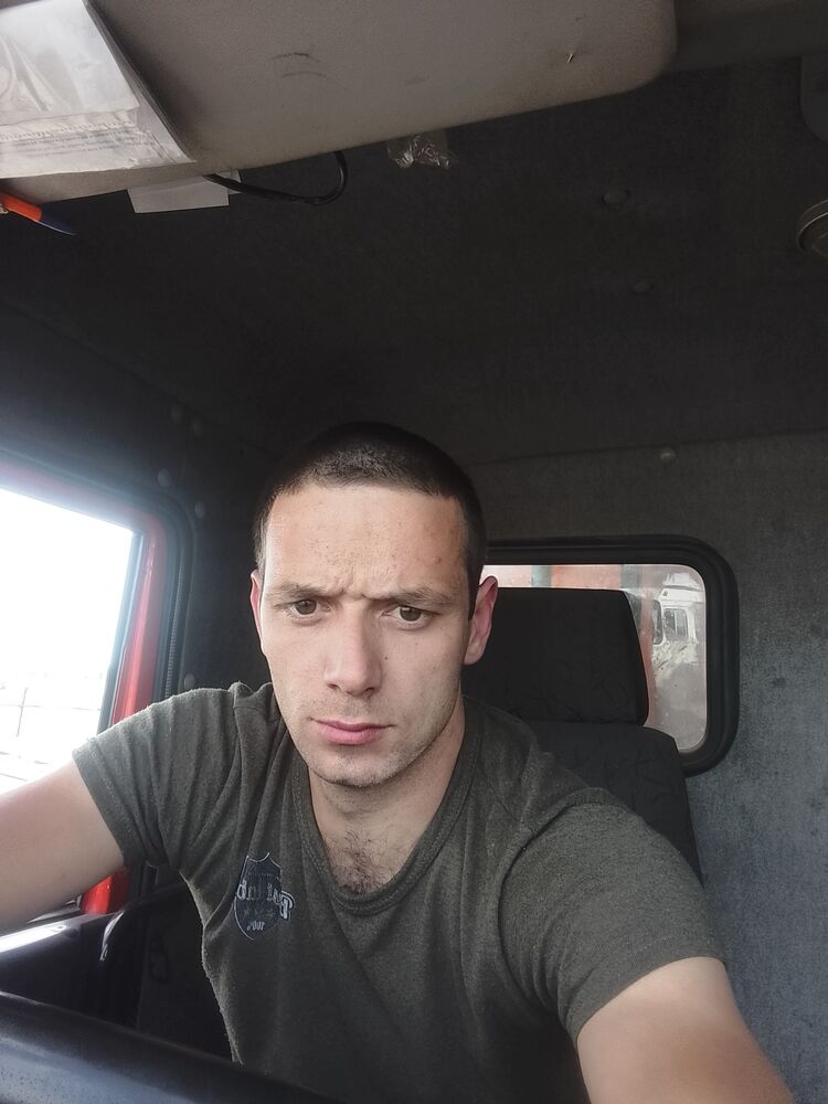  36385964  Nikolay, 35 ,    