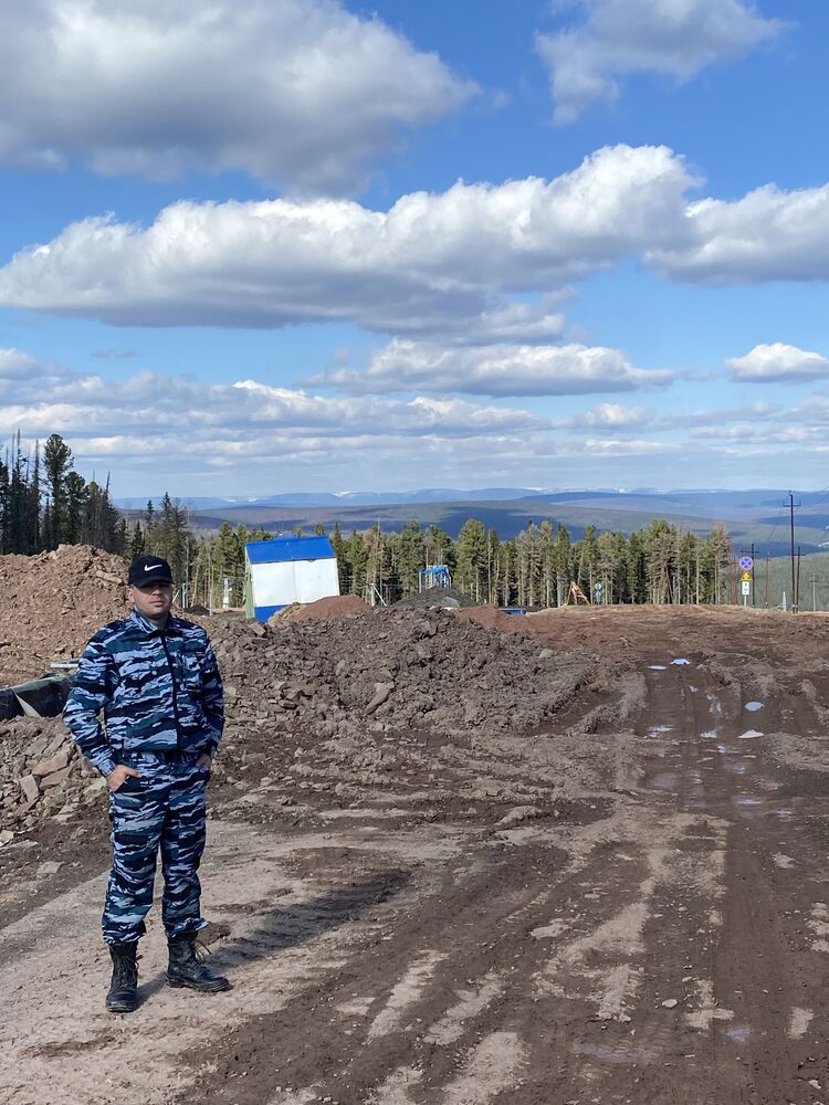  43128524  , 24 ,    