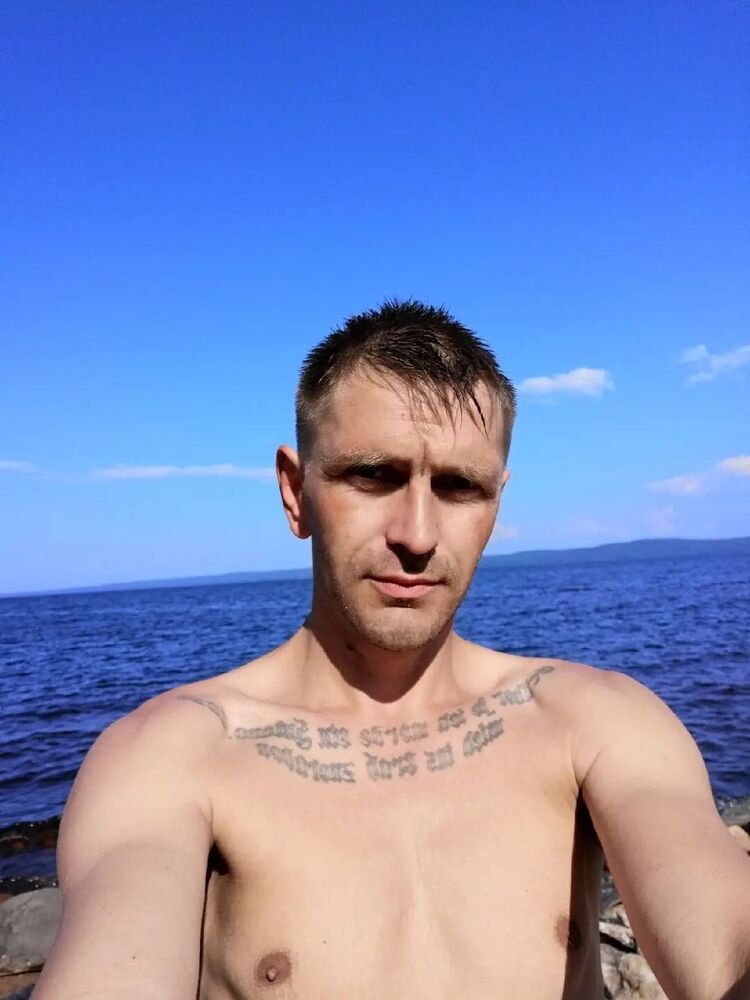  ,   Oleg, 37 ,   ,   