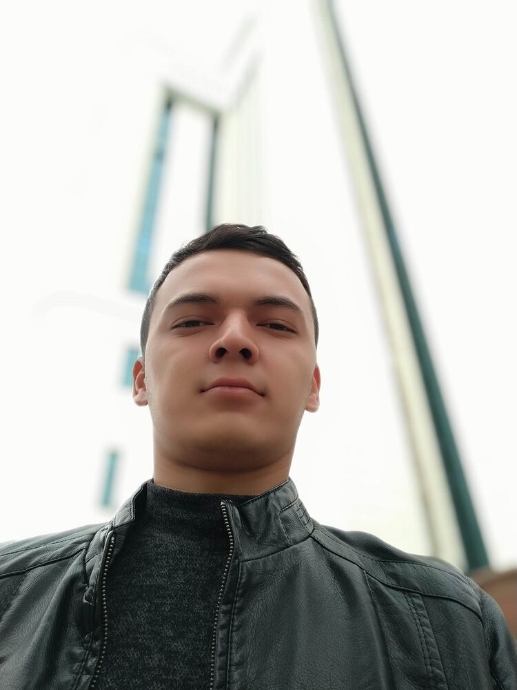  ,   Jamik, 27 ,   ,   
