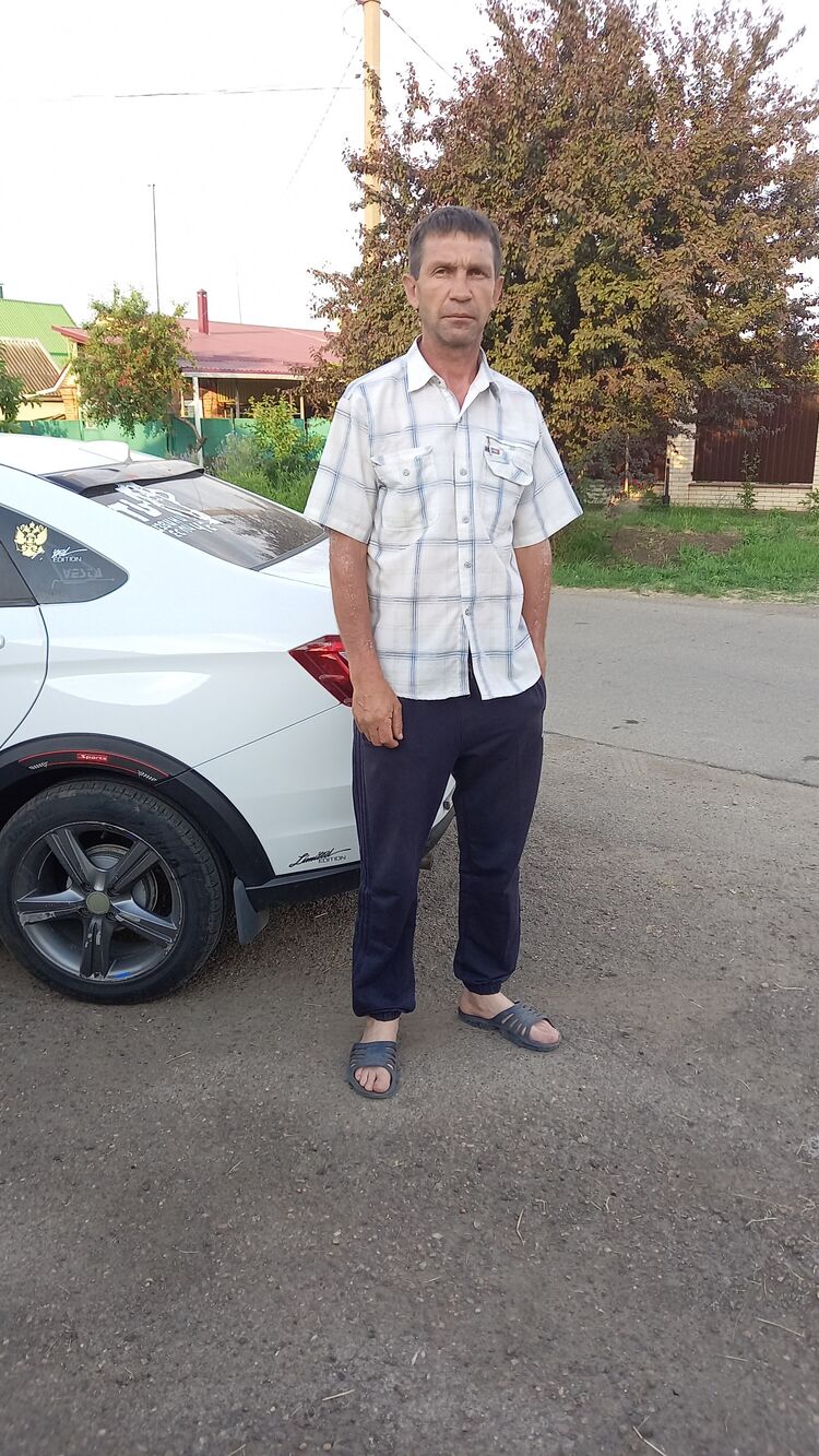  27967854  , 52 ,    