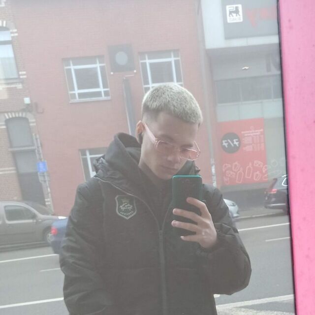  ,   Vladyslav, 19 ,   ,   