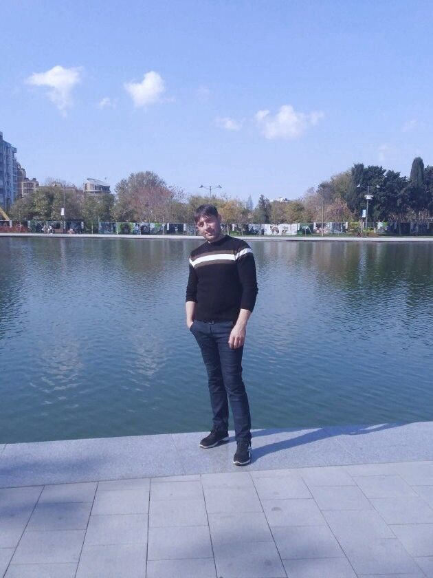  19256214  Vaqif, 37 ,    Elbasan
