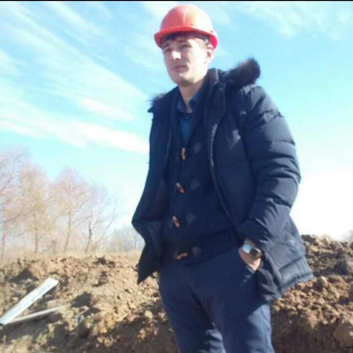  18138764  Anton, 33 ,    