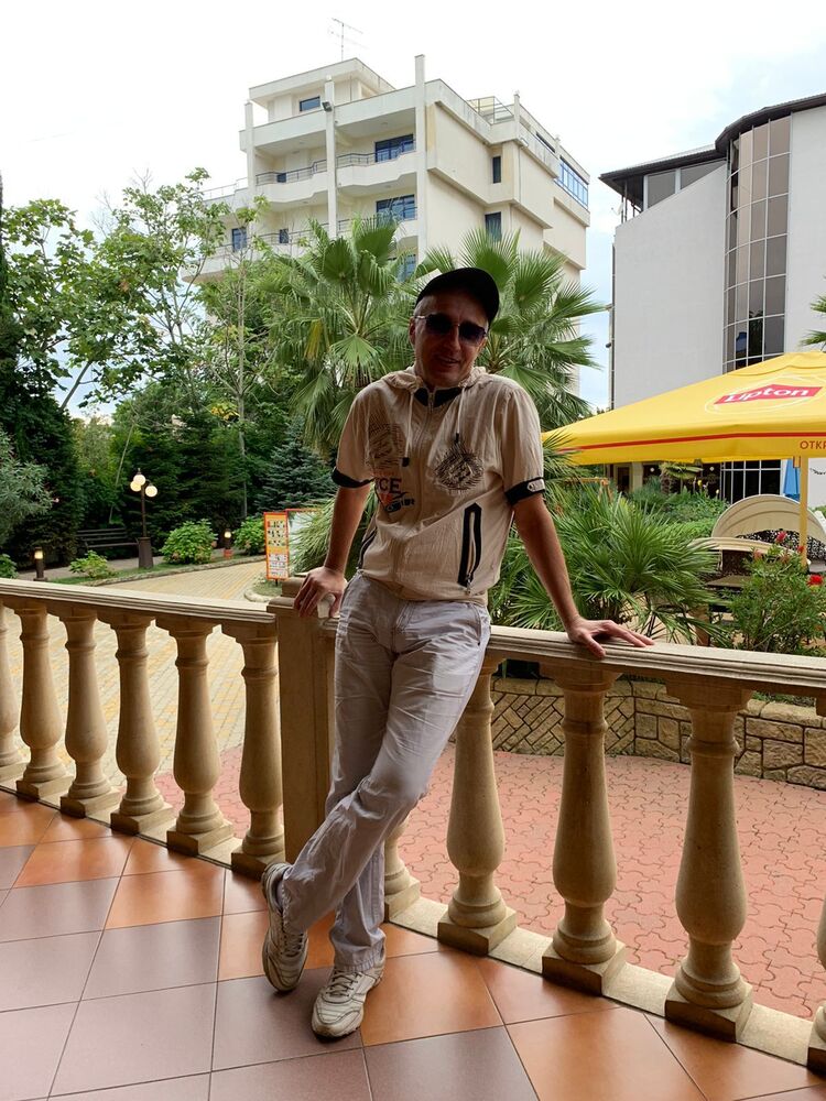  ,   Valery, 52 ,   ,   , c 