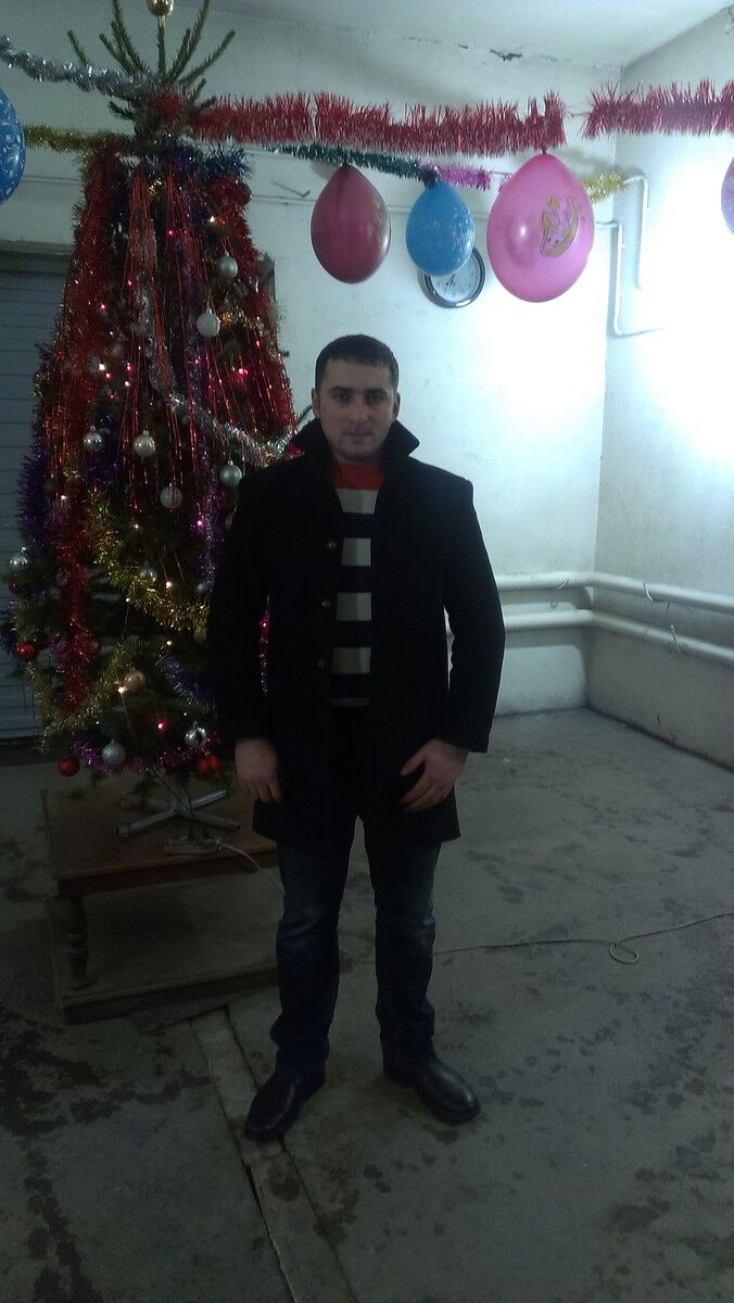  5261834  DAVID, 32 ,    