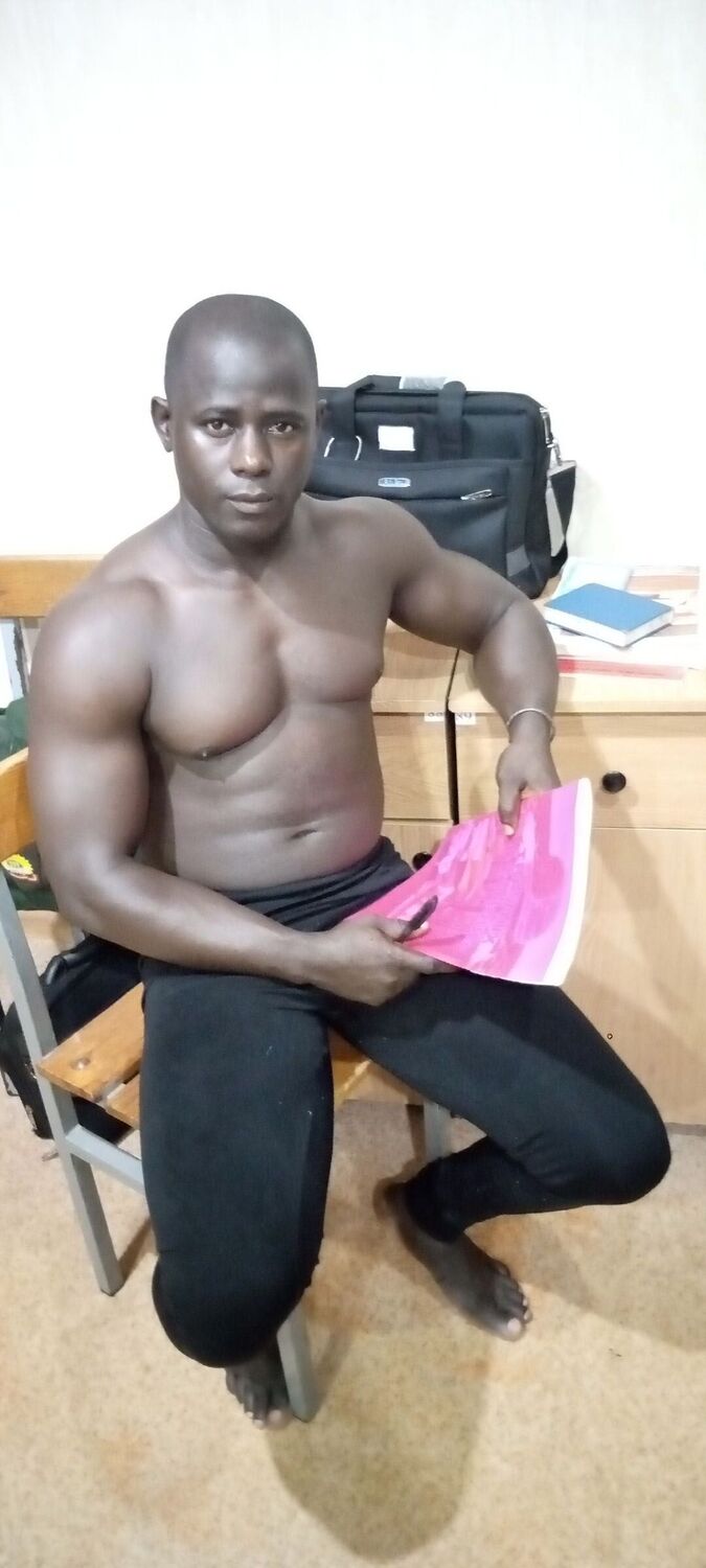  ,   Augusto, 34 ,   ,   