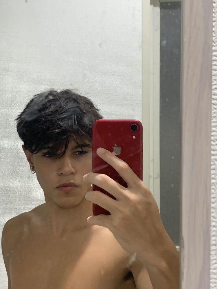  ,   Matheus, 20 ,   ,   