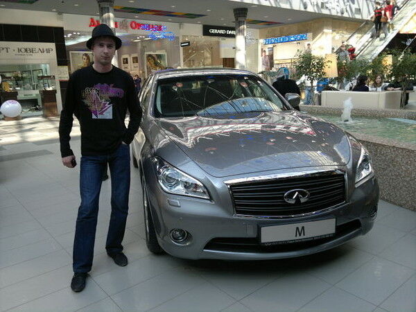  14176984  Bankir, 35 ,    