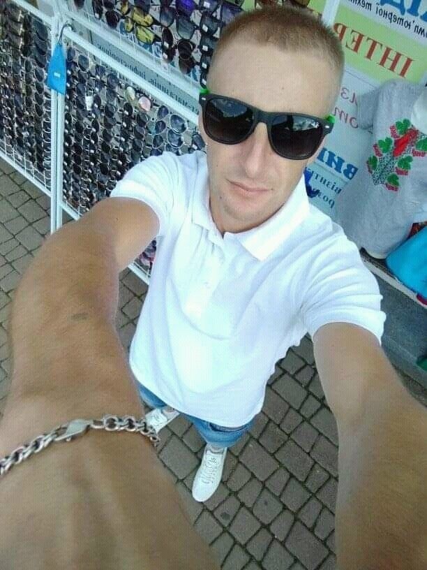 18529854  , 39 ,    