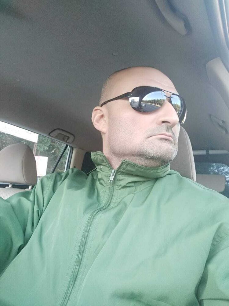  42939244  Anar, 44 ,    