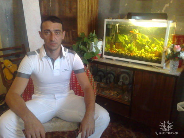  6963174  EDUARD, 43 ,    