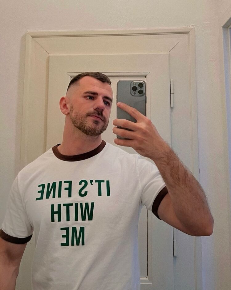 53588704  , 37 ,    