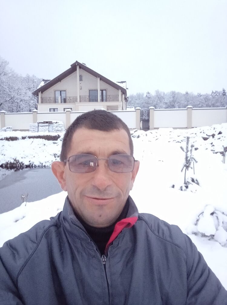  24698354  , 51 ,    