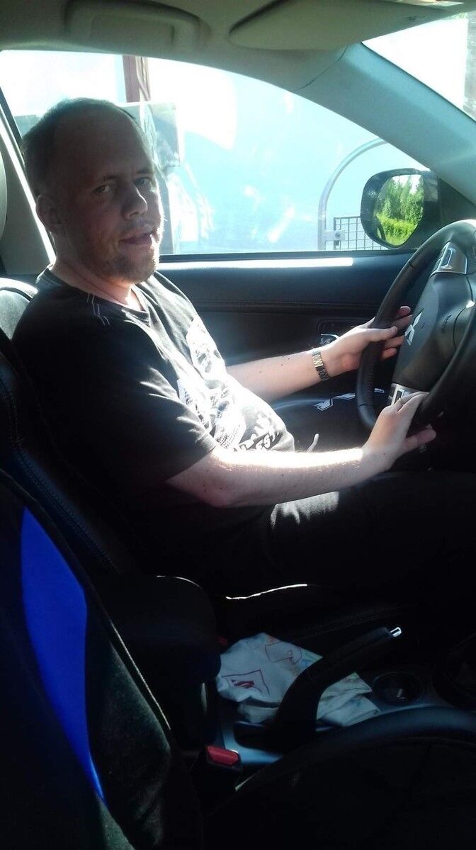  17825954  Eduard, 46 ,    Schweinfurt