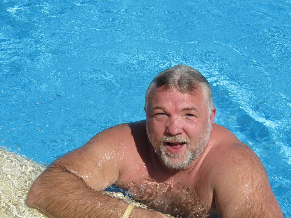  ,   Oleg, 58 ,  