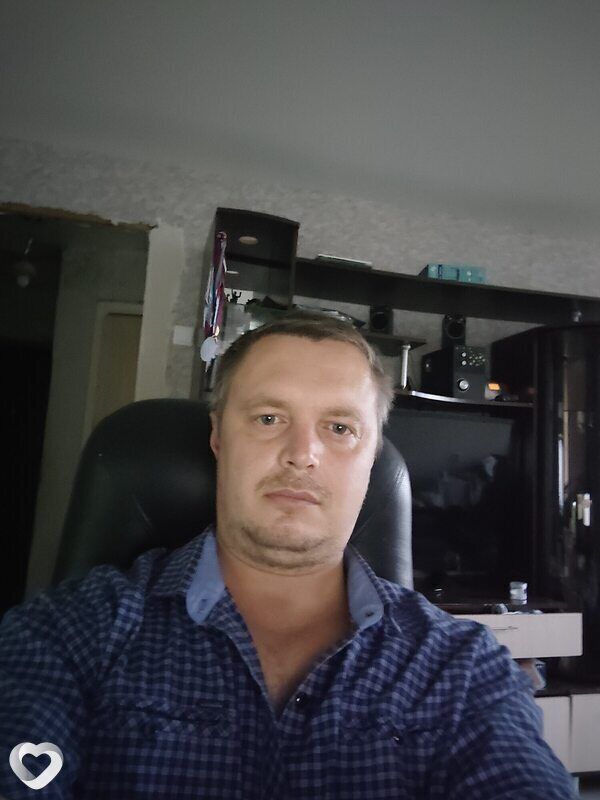  47934424  Denis, 37 ,    