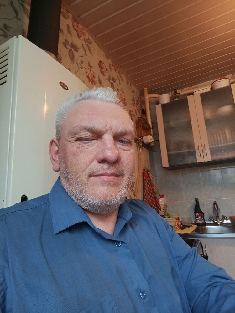  44323584  , 52 ,    