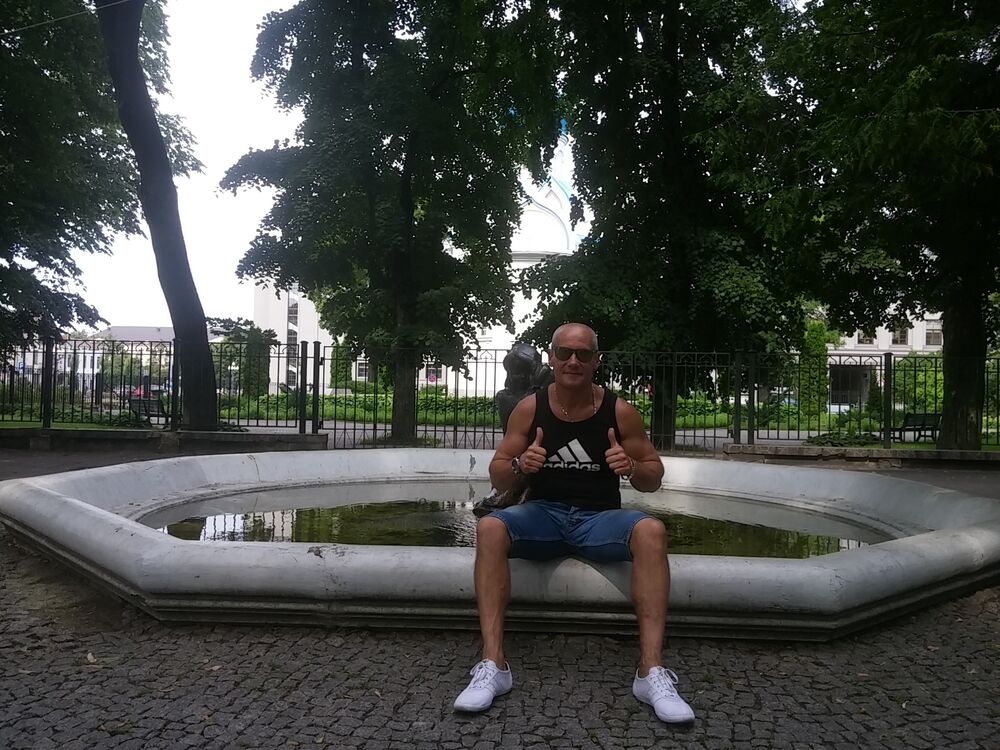 ,   Igor, 49 ,   ,   