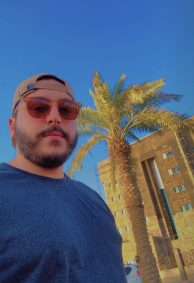  52824414  Ahmed Omar, 38 ,    Jiddah