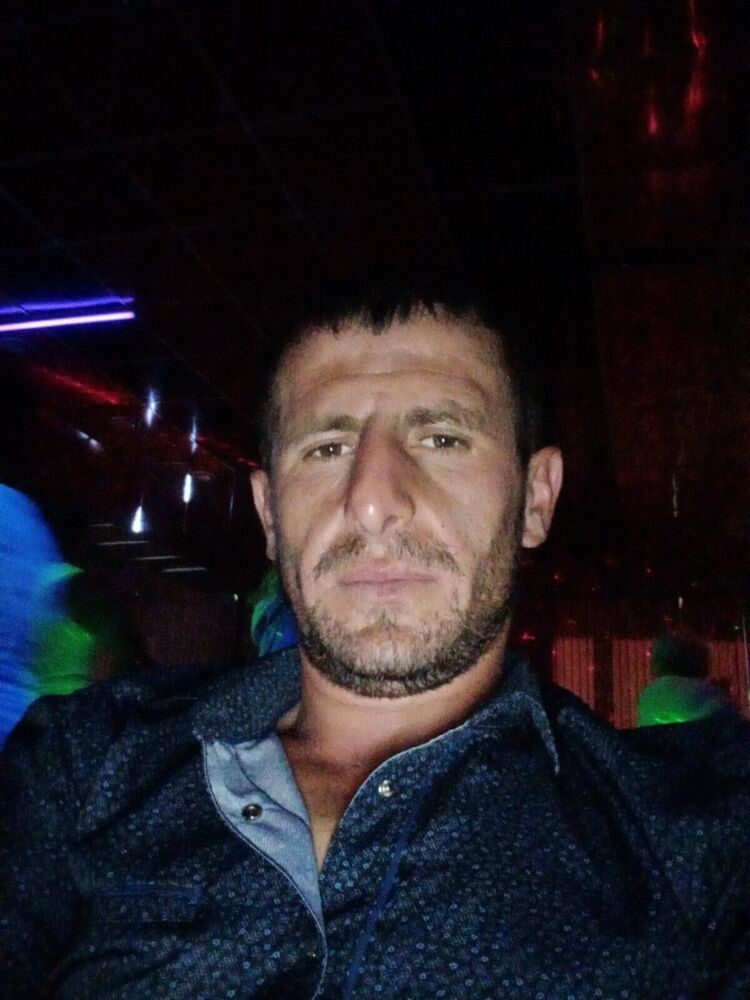  28830594  , 34 ,    