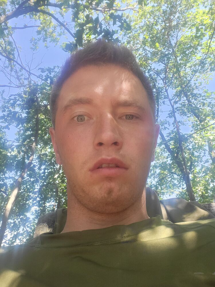 -,   Oleg, 24 ,   ,   , 