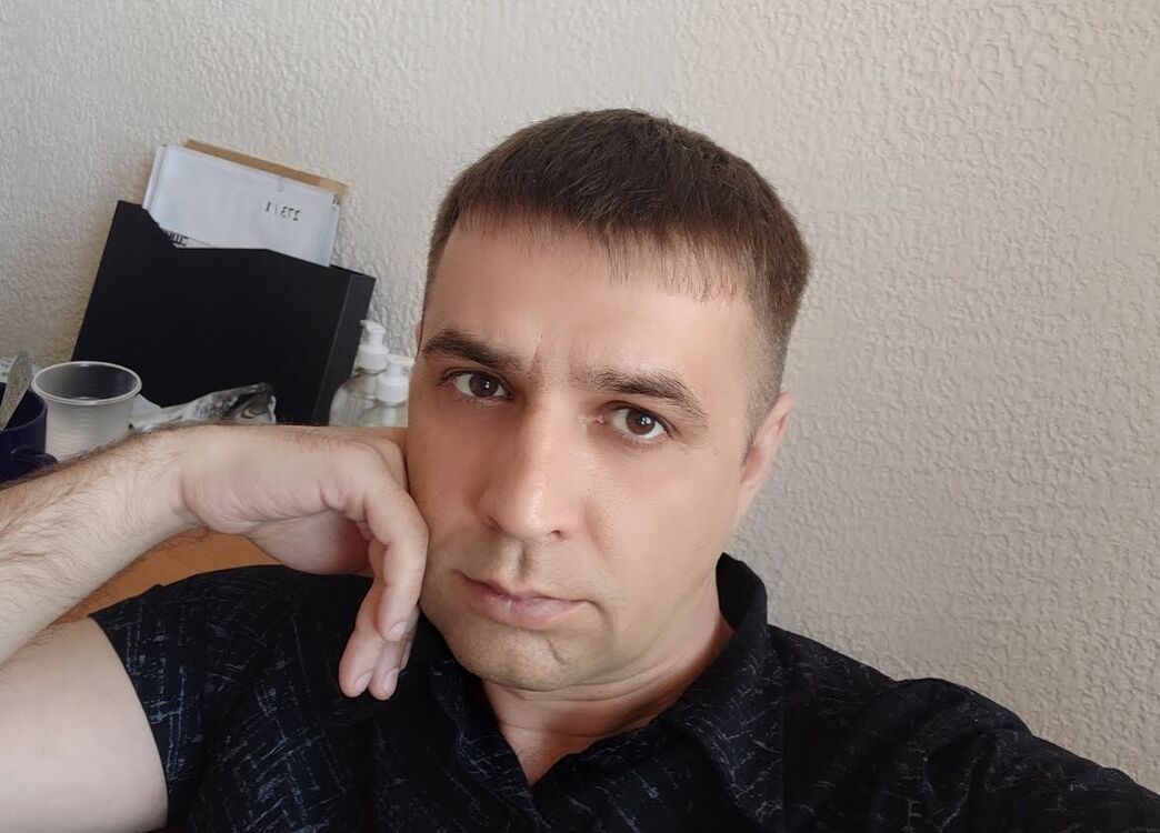  40214974  PetR, 40 ,    