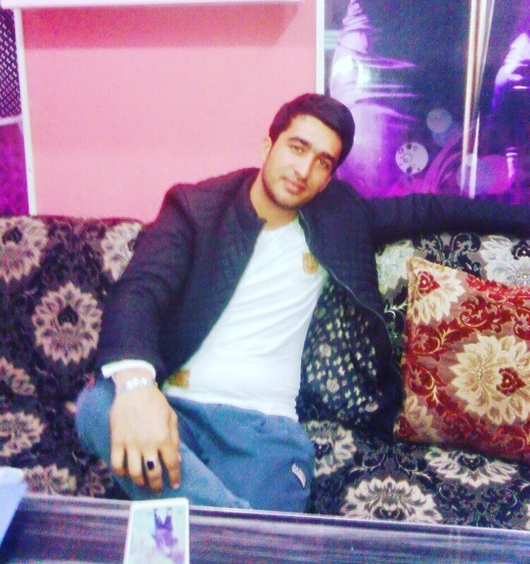  ,   Yodgor Shey, 35 ,     , c 