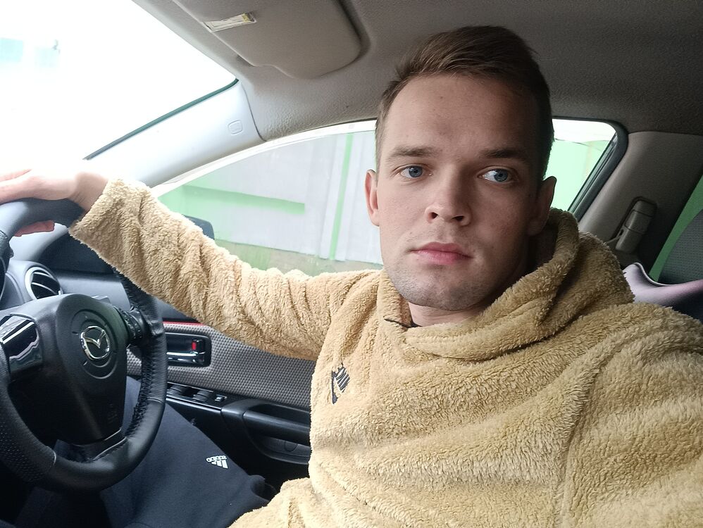  ,   Mihail, 24 ,   ,   