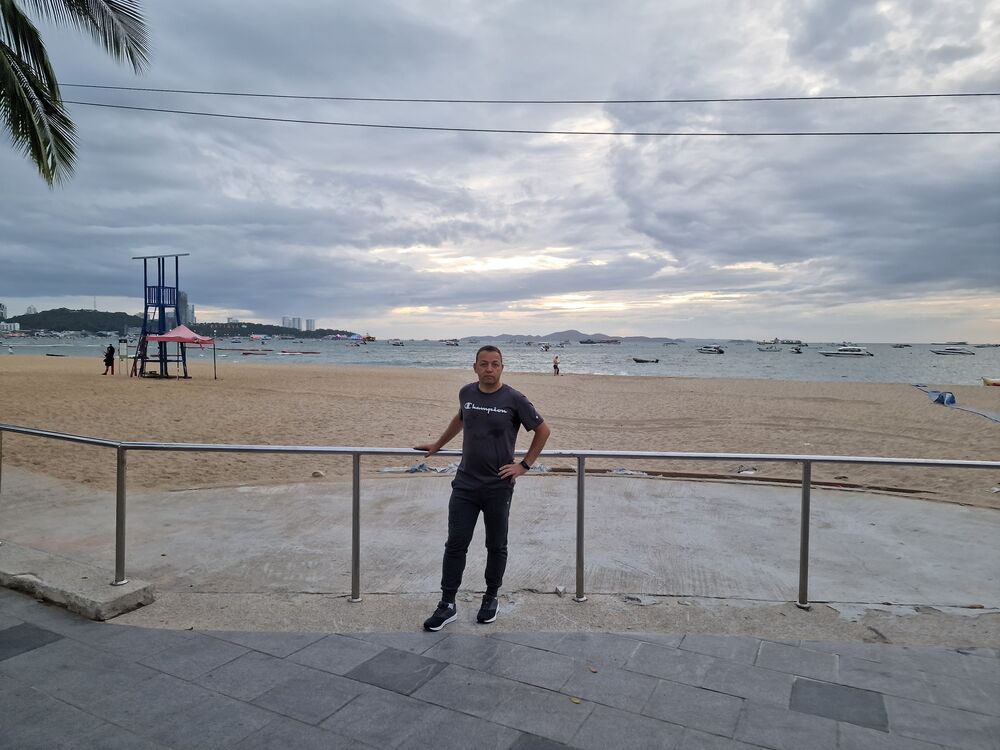 ���������� Neu-Ulm, ���� ������� Caglar, 48 ���, ������������ ��� ������, ����� � ���������, c�������� ���������