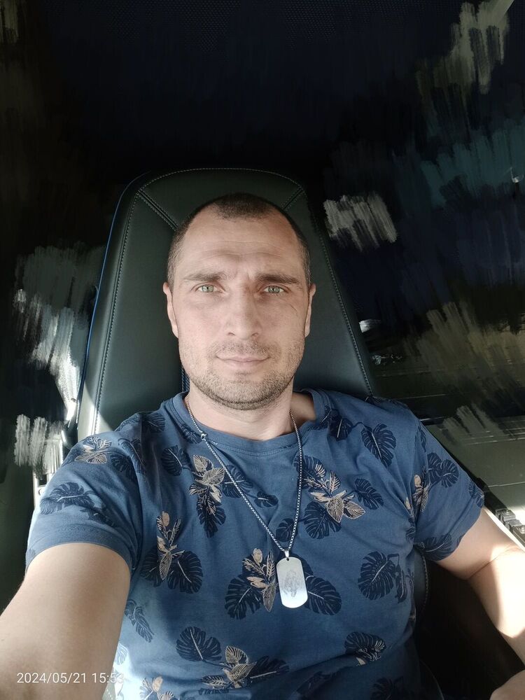  43348904  , 40 ,    