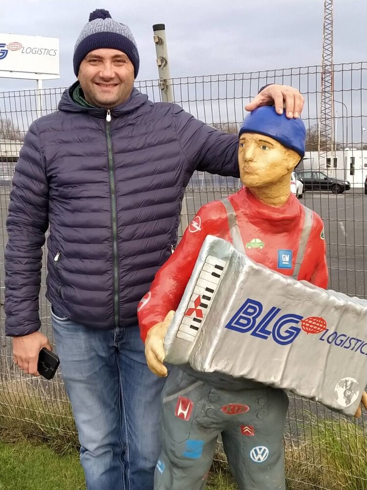  ,   Gheorghe, 39 ,   ,   , c 