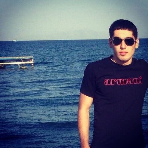 ���� 5043674 ������� Arman, 32 ����, ���� ���������� � �������