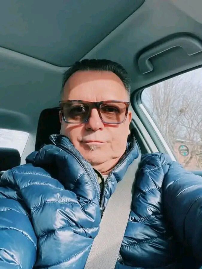  53802204  William, 55 ,     