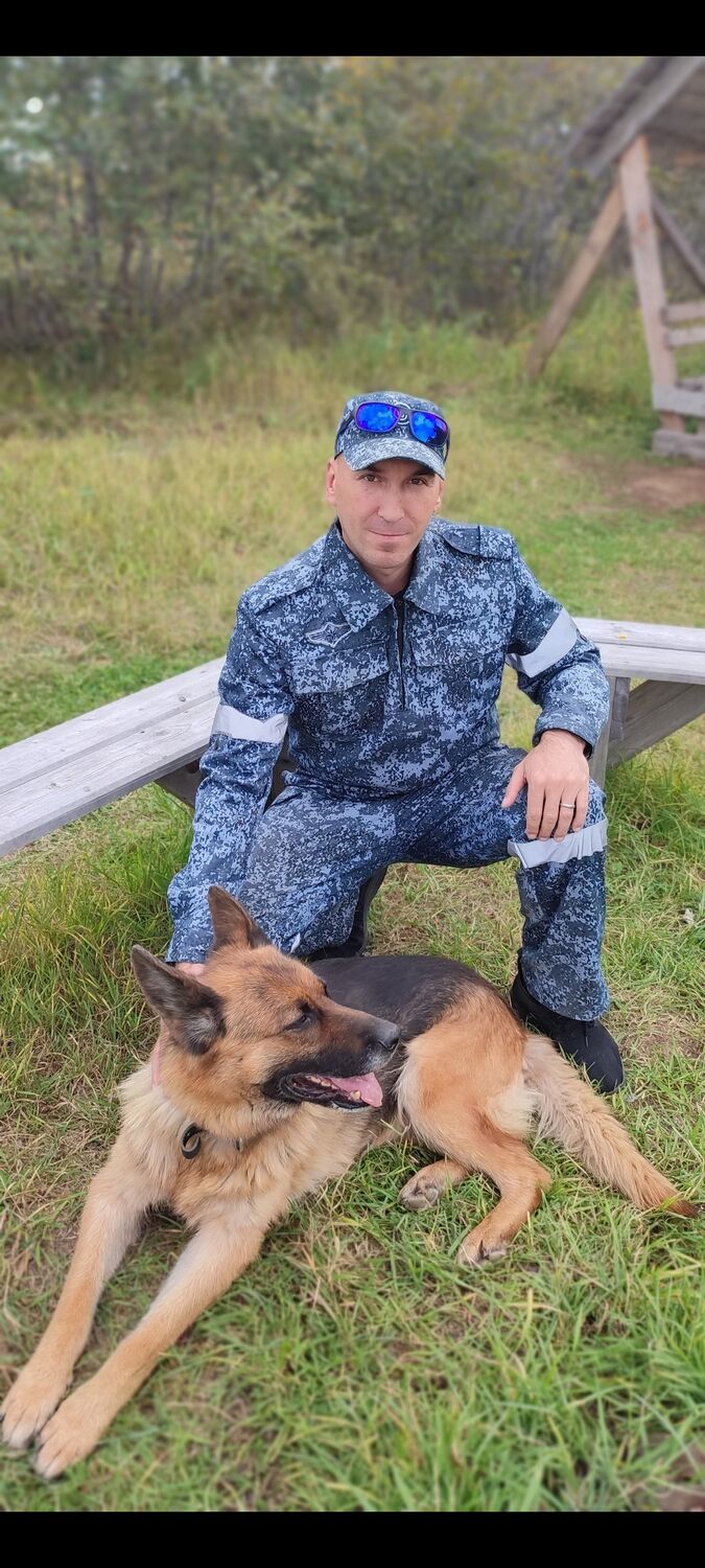  27018784  ALEX, 39 ,    -