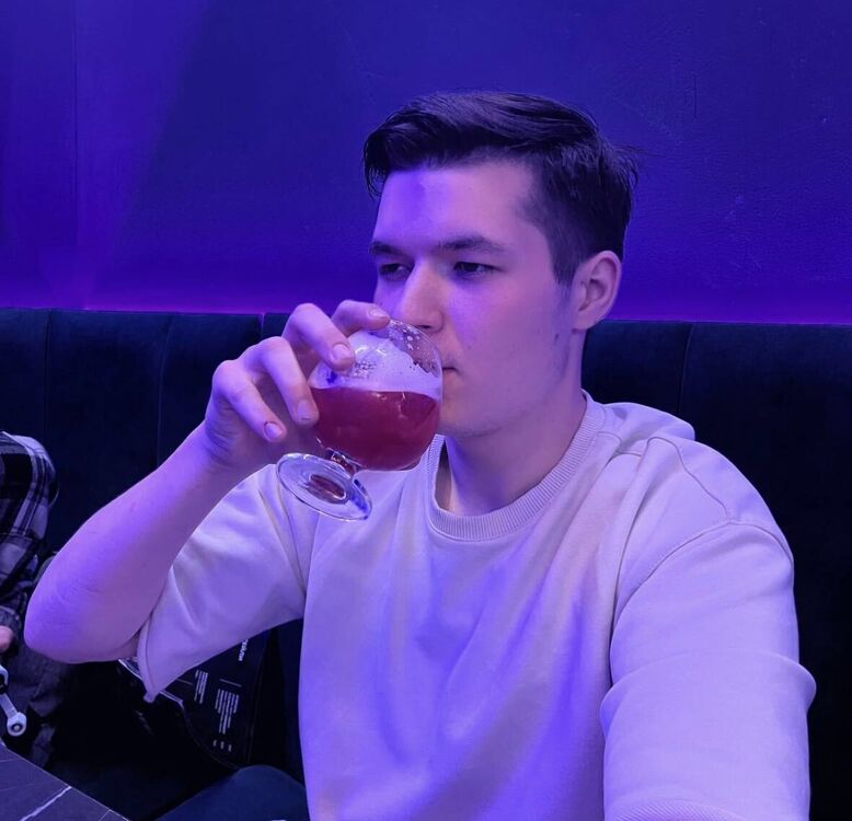 ���� 52121964 ����� ������, 22 ����, ���� ���������� � �������