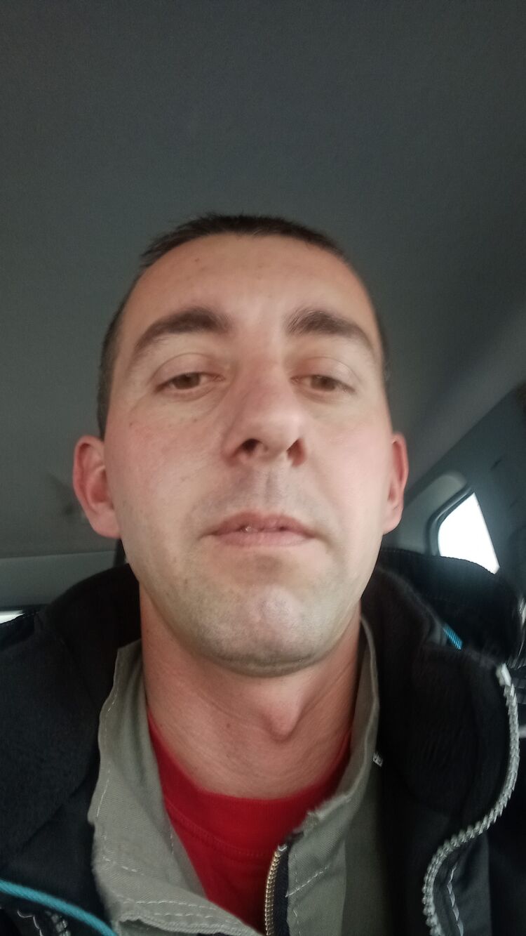  47724414  , 33 ,    