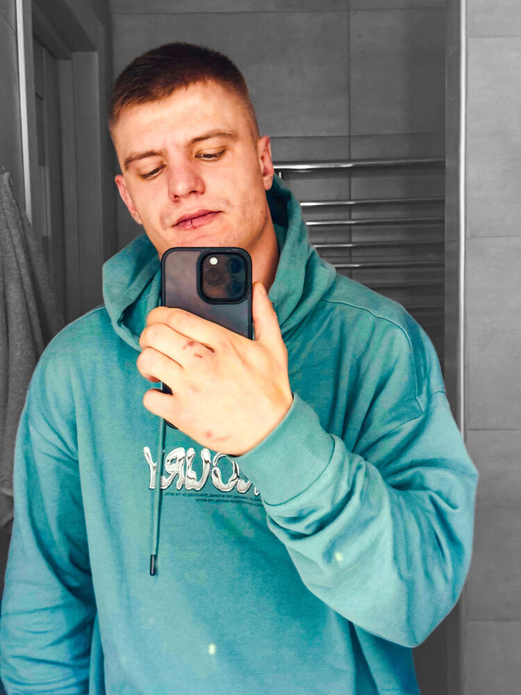  40955504  , 30 ,    