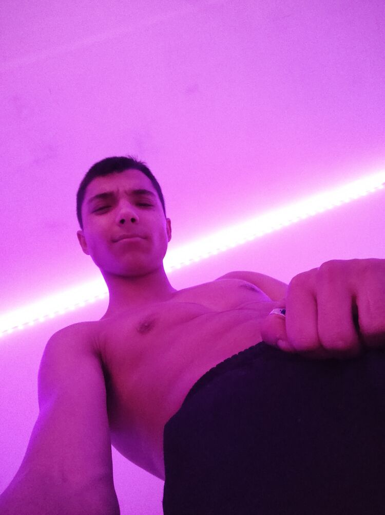  38988374  , 21 ,    